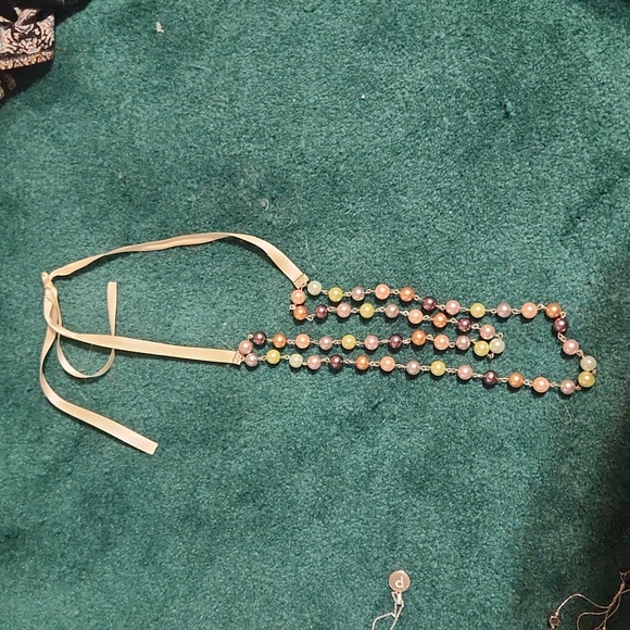 Necklace and earring set - Picture 3 of 3